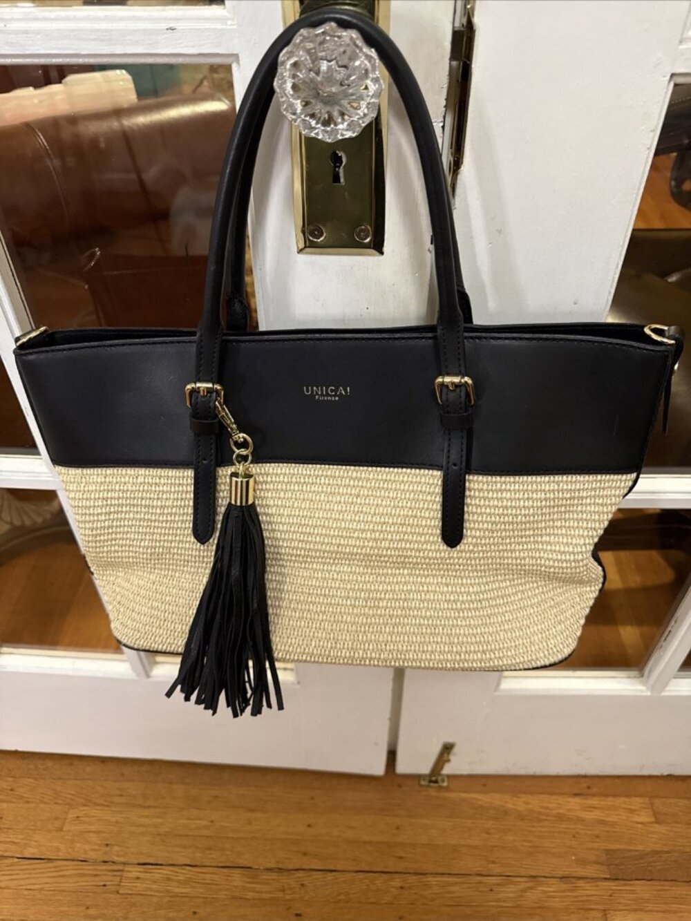 Unica FIRENZE Italy leather Straw Genuine Leather Bag Purse Black & Gold Tassels